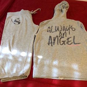 💕SOLD 💕Victoria Secret Jogging Suit